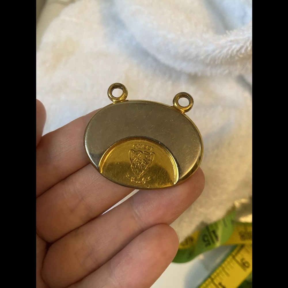 Vintage GUCCI CENTENNIAL ANNIVERSARY OF THE FOUNDER KEYCHAIN REPLACEMENT PIECE - Picture 7 of 10